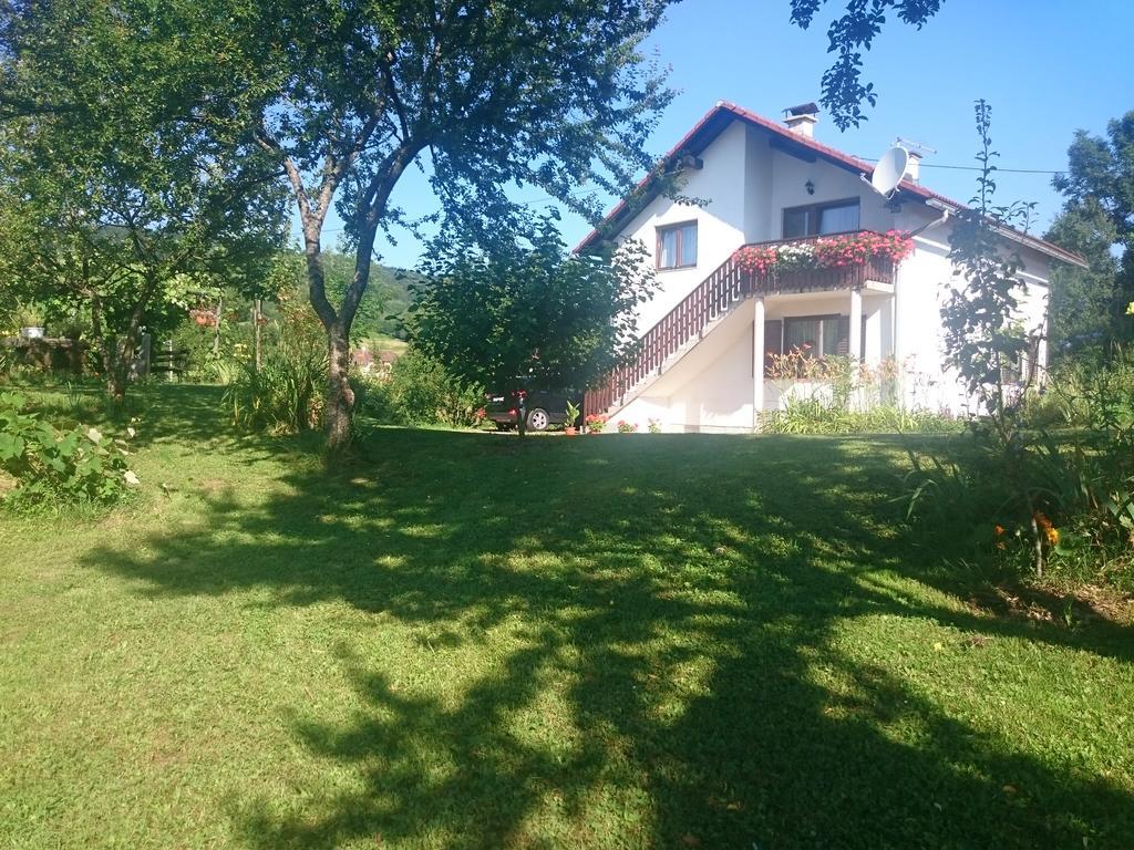 Apartment Manda Rakovica Exterior photo